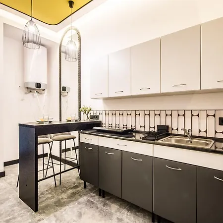 Unique Style - Easy Sleep Apartment Budapest